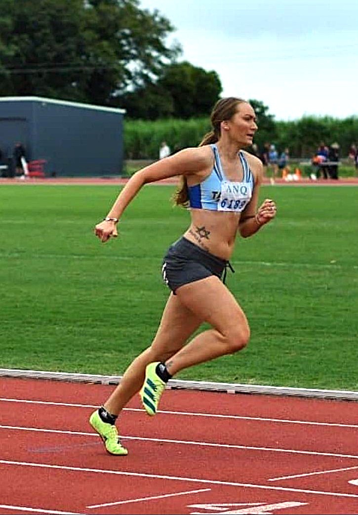 Anna Tempany (ajt Travel)